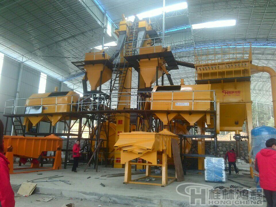 石英砂磨機(jī)，石英砂自磨機(jī)，磨粉機(jī)，制砂機(jī)