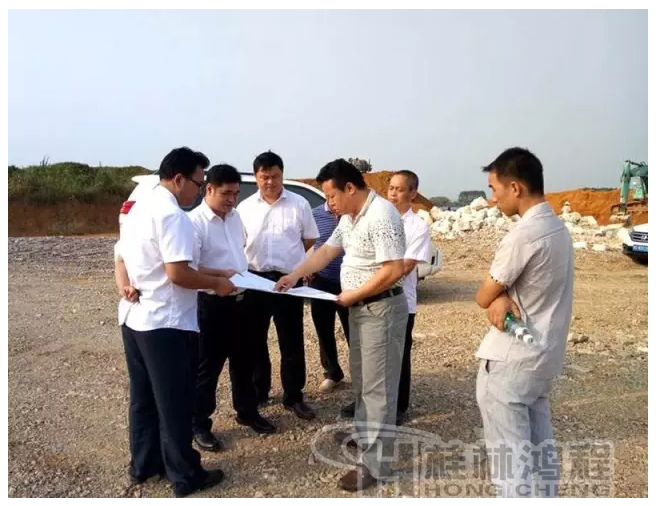 重鈣磨粉機，重鈣，HCH1395，超細環(huán)輥磨,武宣碳酸鈣