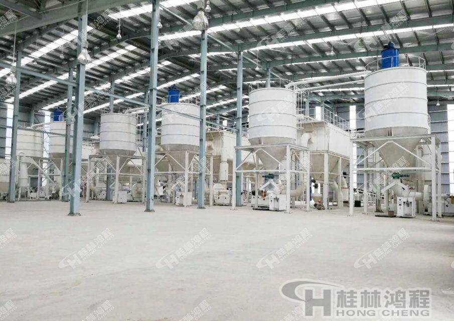 碳酸鈣磨粉機(jī)，超細(xì)環(huán)輥磨，食品級碳酸鈣磨粉機(jī)廠家多選它