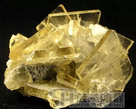 超微細(xì)重晶石磨粉機(jī)，重晶石粉碎機(jī)，重晶石磨粉設(shè)備
