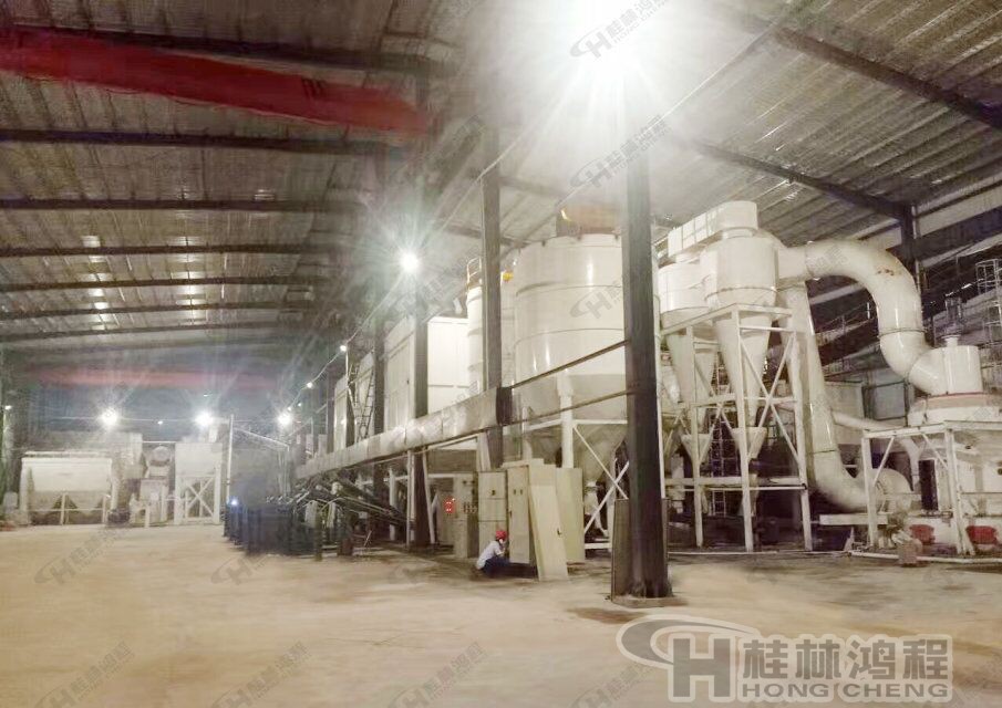 滑石粉，滑石粉碎設(shè)備，磨粉設(shè)備，磨粉機(jī)，雷蒙機(jī)