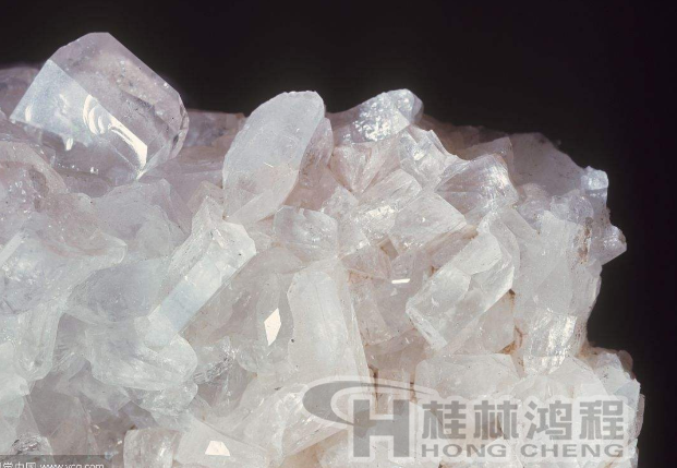 硅石，硅灰石