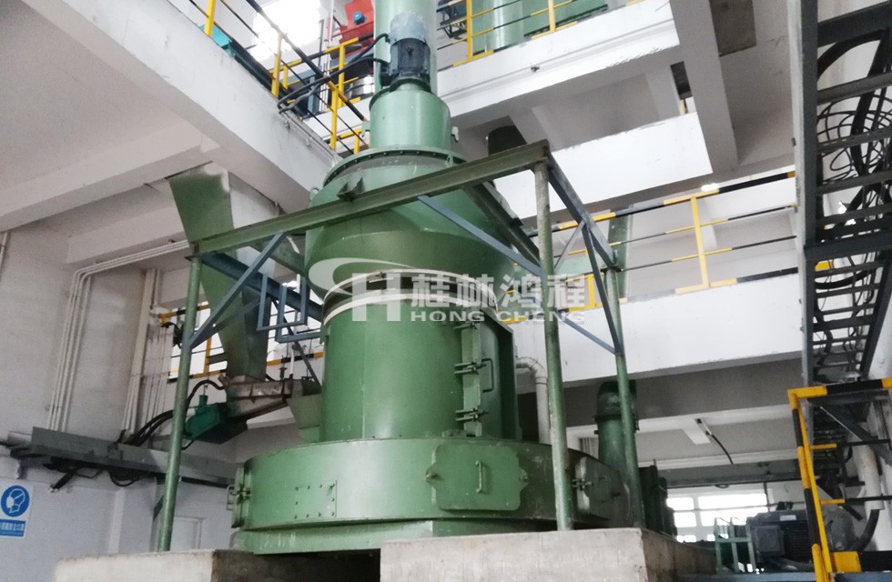 5R4121打礦石粉機(jī)器多少錢一臺(tái) 雷蒙磨粉機(jī)多少錢一臺(tái)？幾萬(wàn)到幾十萬(wàn)不等