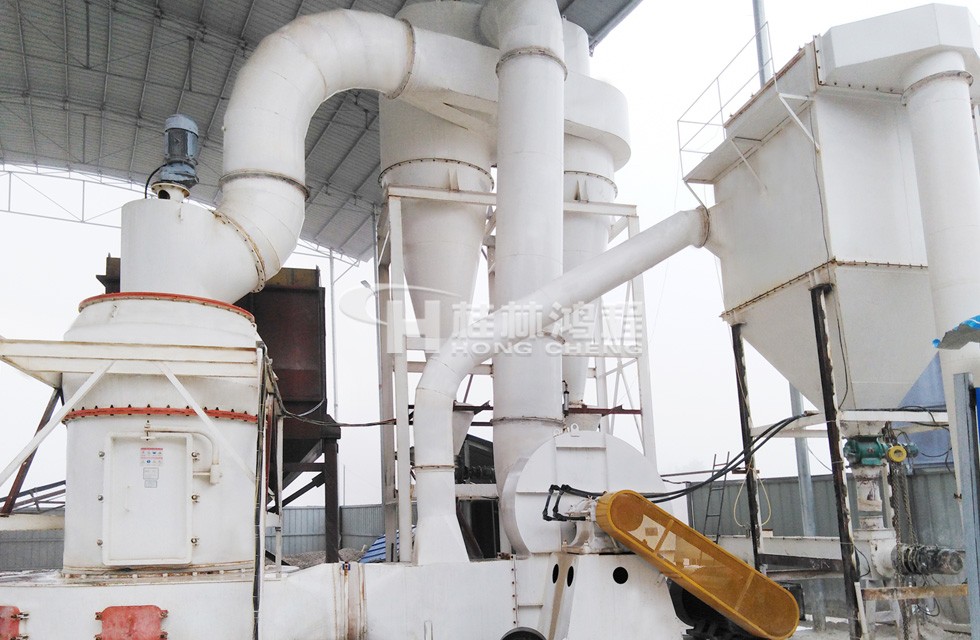 HC1900打礦石粉機(jī)器多少錢一臺(tái) 雷蒙磨粉機(jī)多少錢一臺(tái)？幾萬(wàn)到幾十萬(wàn)不等